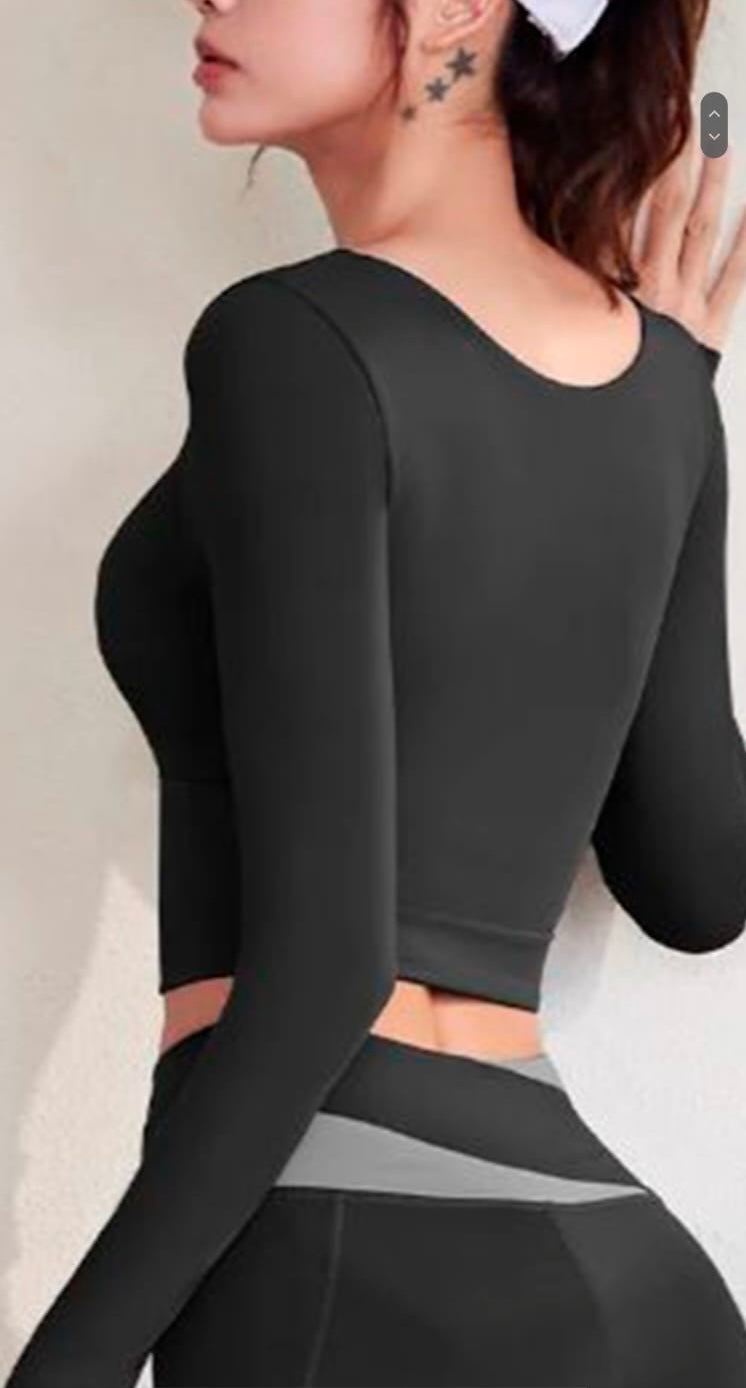 Desirée Color Cross Long Sleeve Top